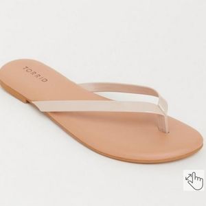 Torrid Faux Leather Flip Flop NEW Sz12
